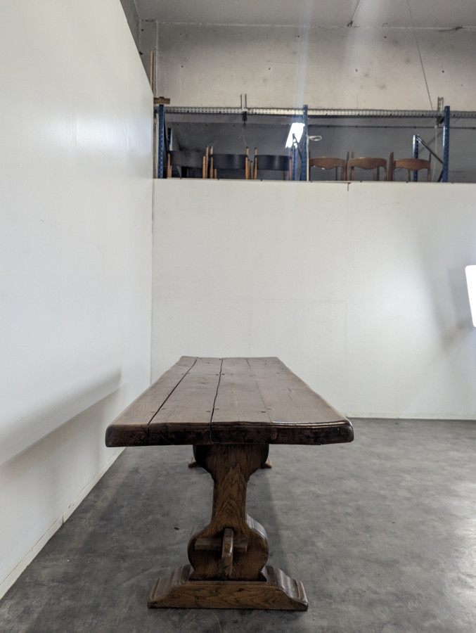 Table de monastère en chêne massif