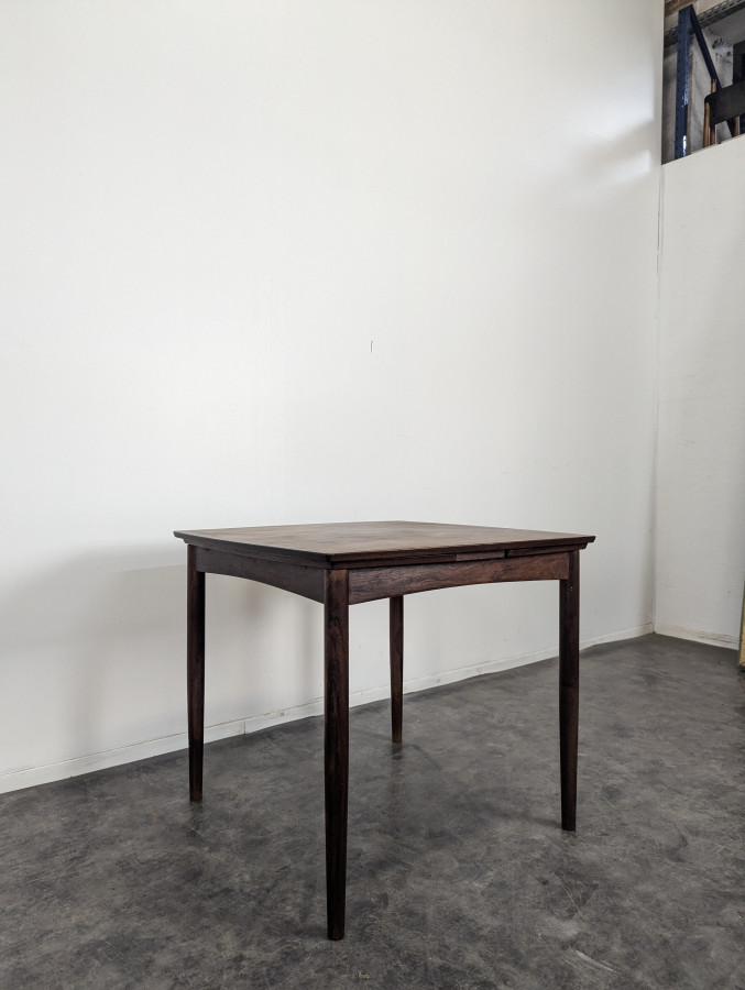 Table Scandinave à l'italienne avec allonges