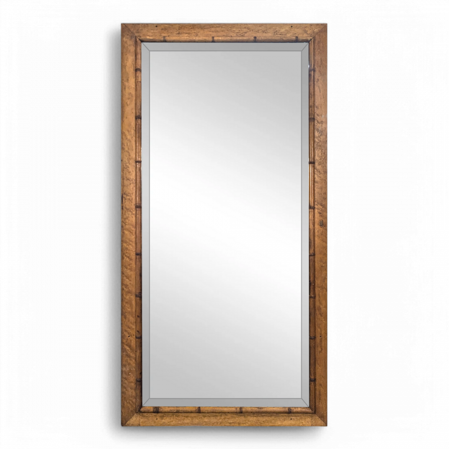 Miroir bambou à partir d'une porte