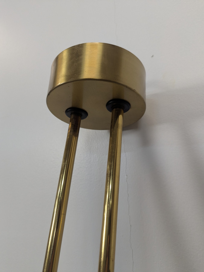 Lustre moderniste des années 80 par Lucien Gau en laiton