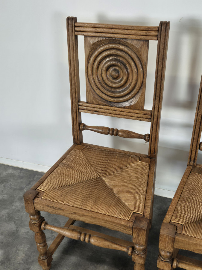 Série de 4 chaises en chêne massif sclupté DLG Dudouyt