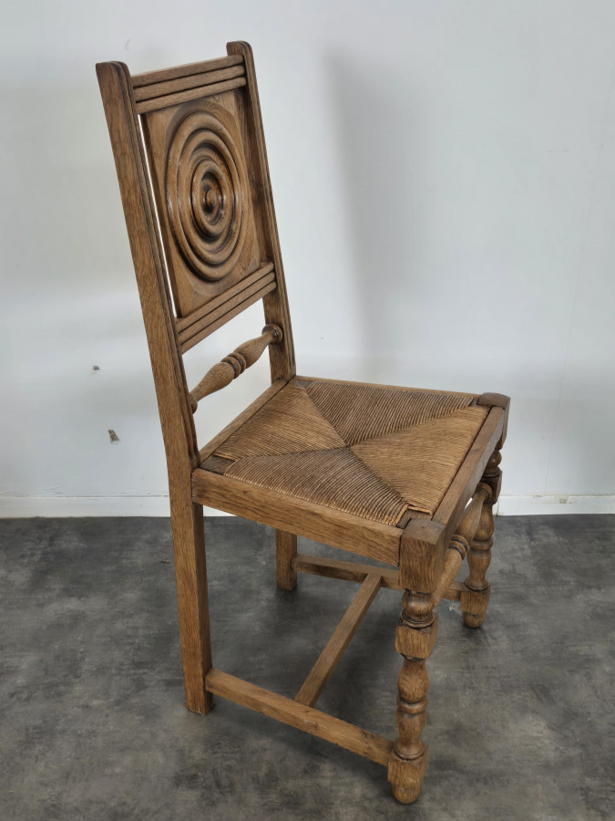 Série de 4 chaises en chêne massif sclupté DLG Dudouyt