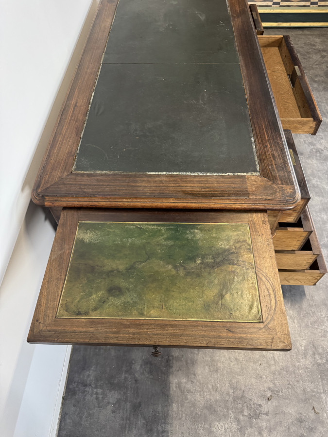 Bureau à caissons en Acajou