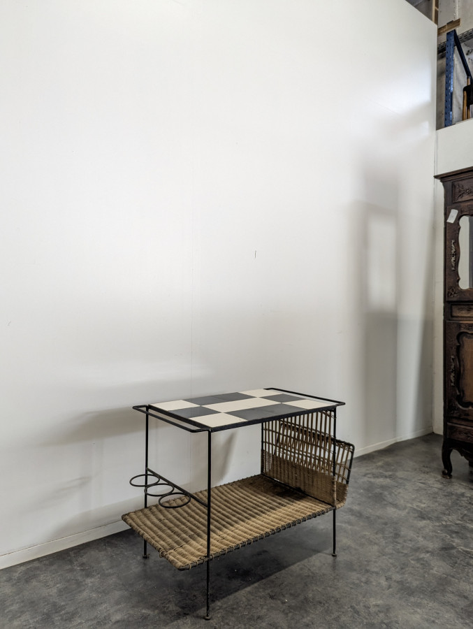 Table basse en rotin et céramique années 50
