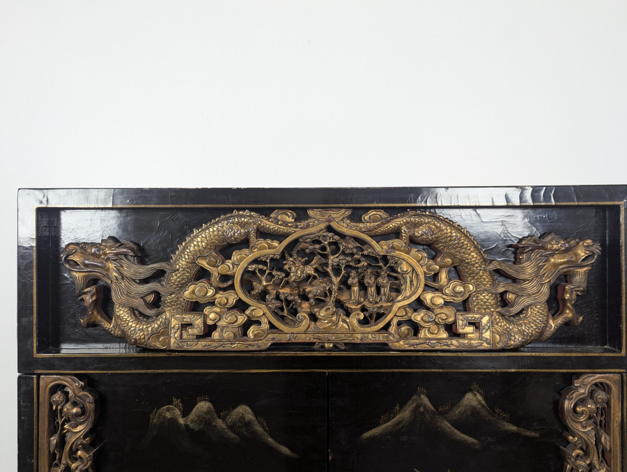 Meuble d'appuie Chinois en laque début XX ème