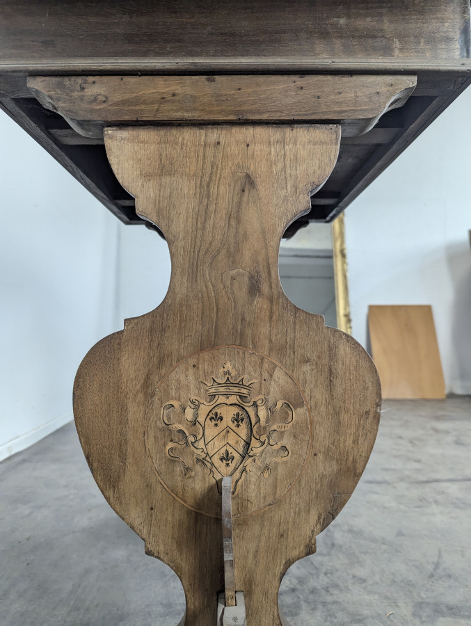 Table Italienne en marqueterie XIX ème