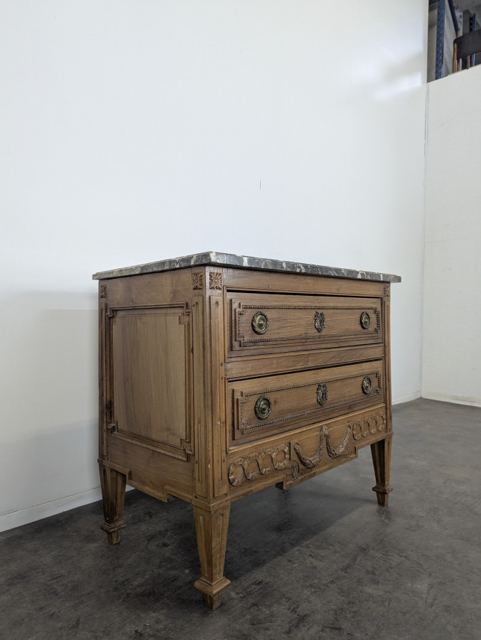 Commode d'époque Louis XVI en noyer