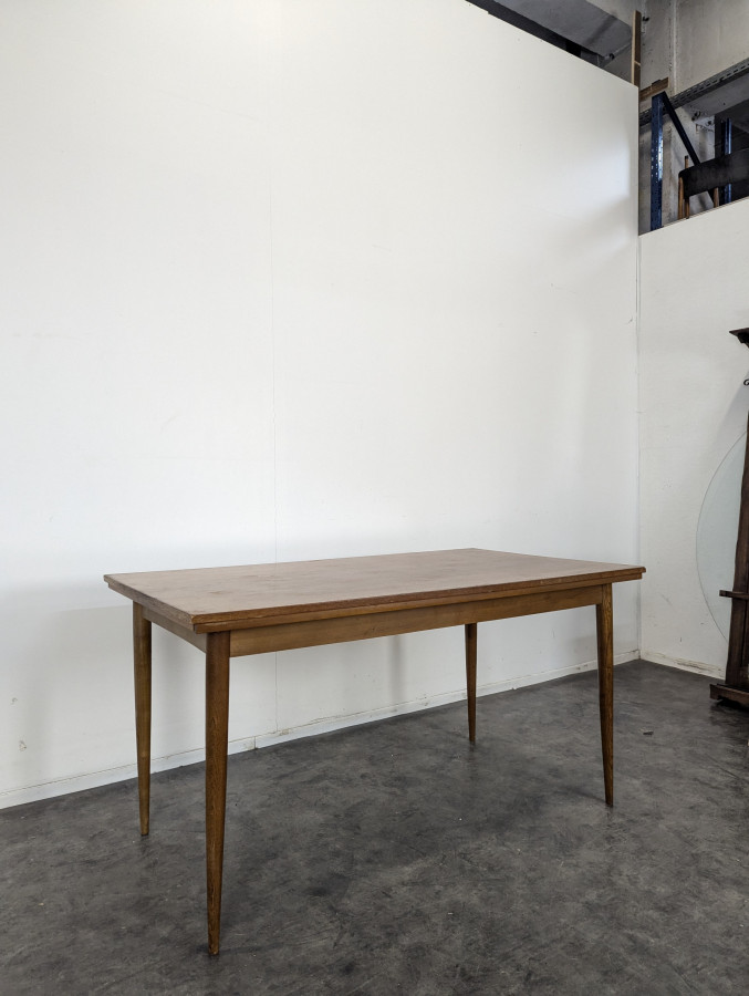 Table scandinave en Teck