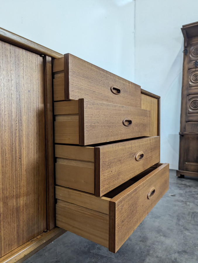 Enfilade scandinave en Teck