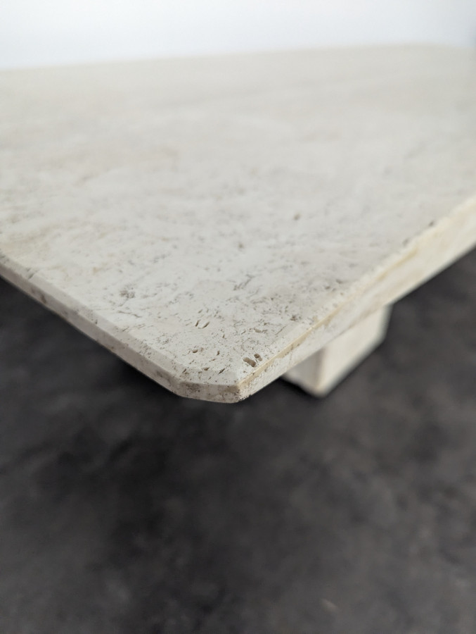 Grande table basse en Travertin par Stone International