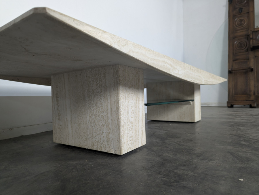 Grande table basse en Travertin par Stone International