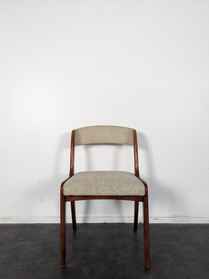 Série de 8 chaises de style scandinave tissu bouclettes