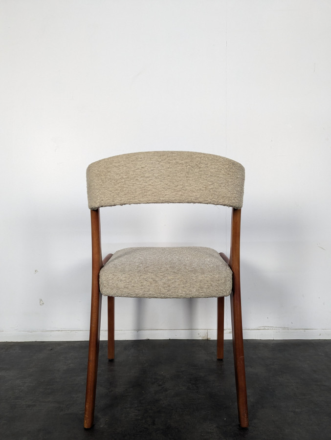 Série de 8 chaises de style scandinave tissu bouclettes