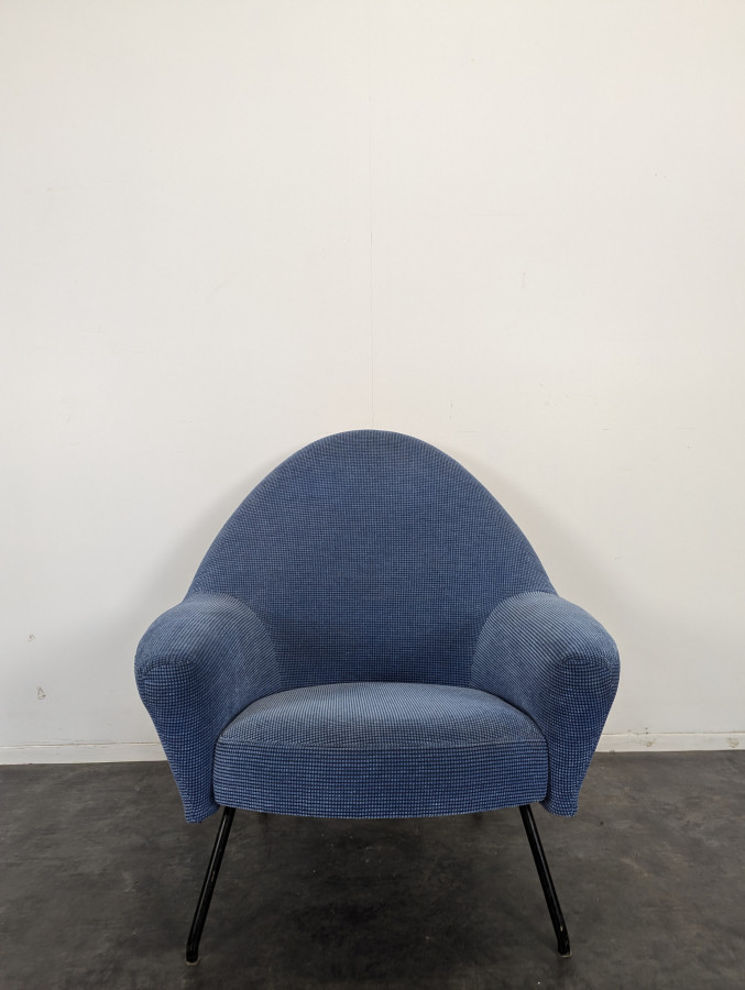 Paire de fauteuils Joseph André Motte modèle 770 édition Steiner