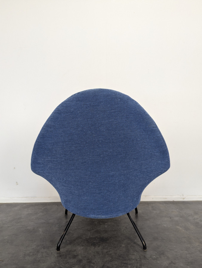 Paire de fauteuils Joseph André Motte modèle 770 édition Steiner