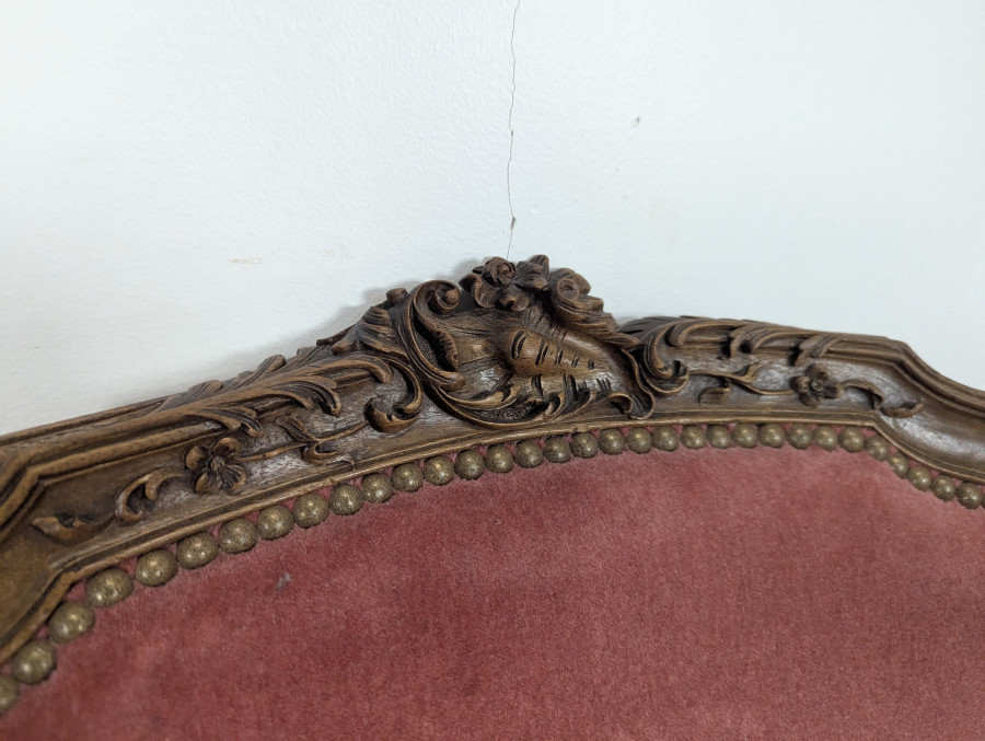 Paire de fauteuils marquises de style Louis XV en Noyer sculpté
