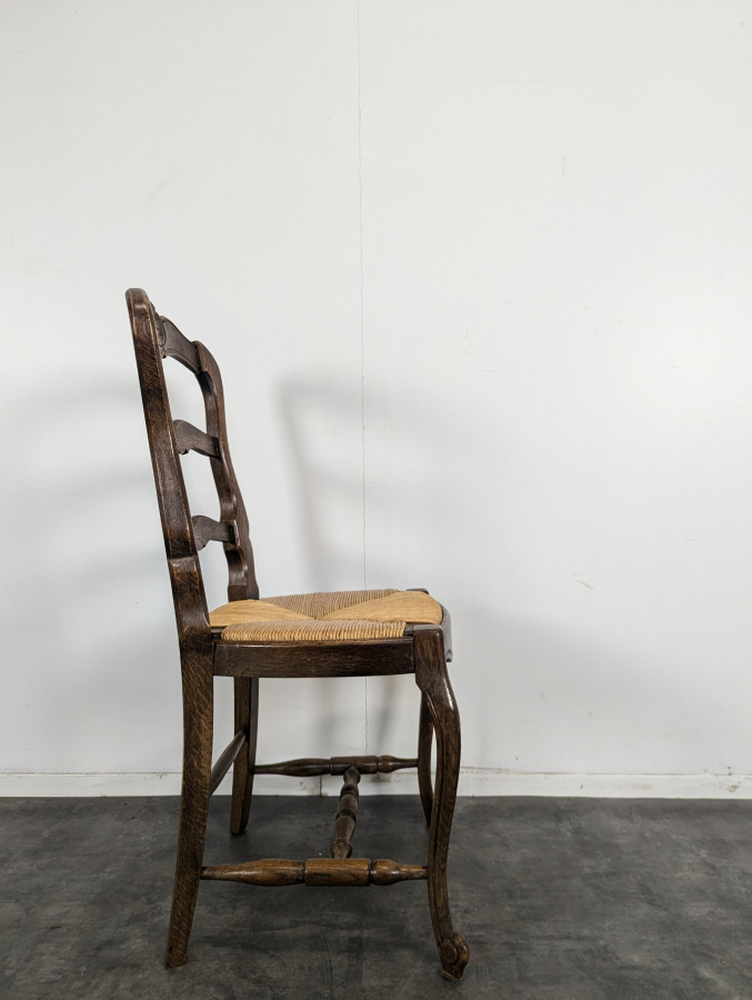 Série de 6 chaises néo rustique de style Louis XV