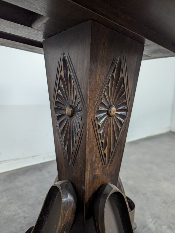 Guéridon ou table basse brutaliste dans l'esprit de Savina