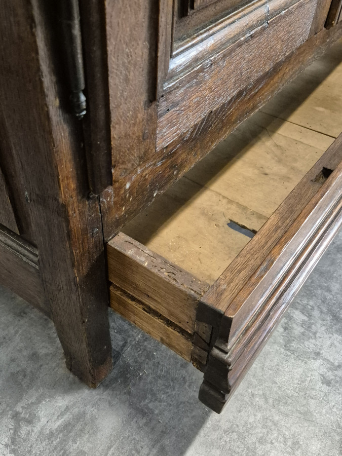 Petite Armoire de communauté en chêne