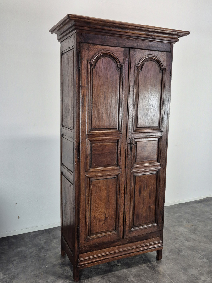 Petite Armoire de communauté en chêne