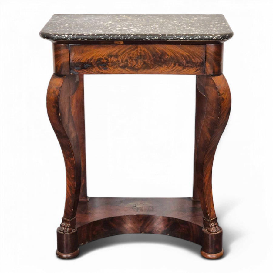 Console de style Louis Philippe en Acajou flammé