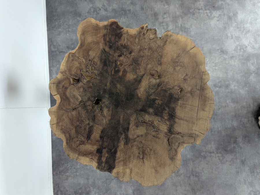 Table basse brutaliste