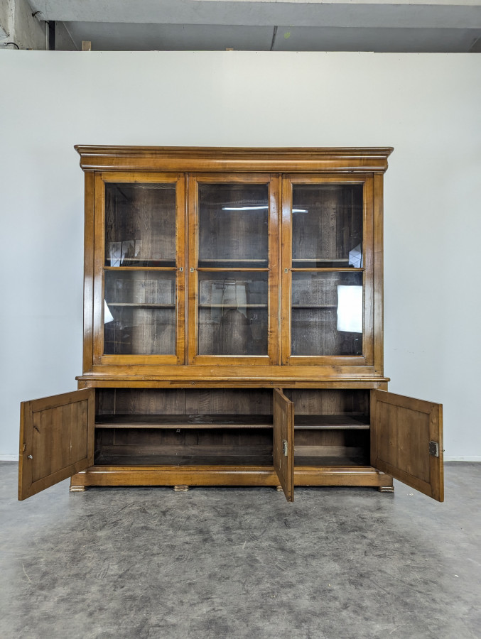 Bibliothèque de style Louis Philippe en Merisier