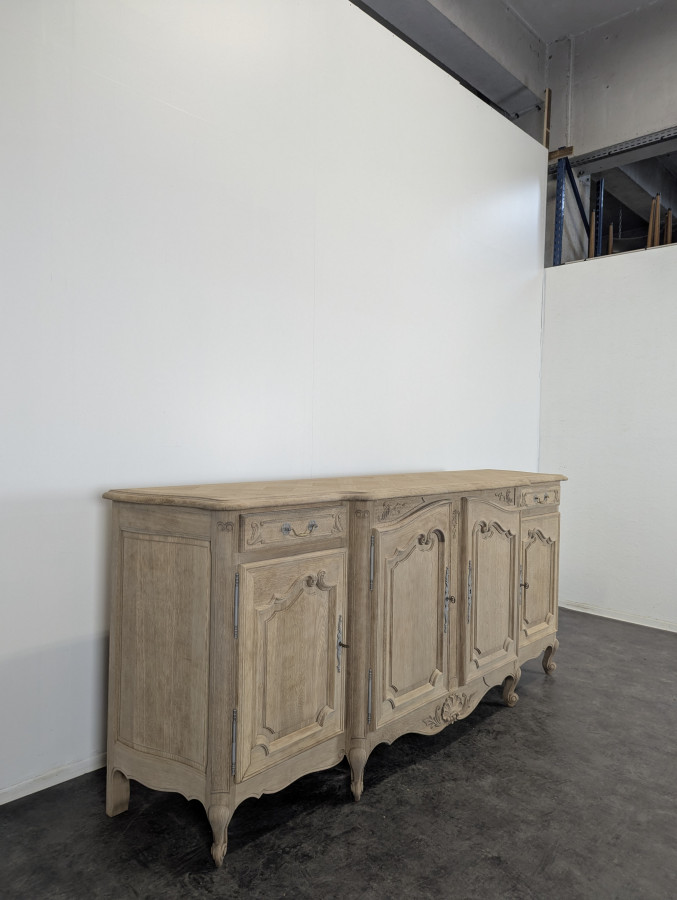 Enfilade neo rustique de style Louis XV décapée