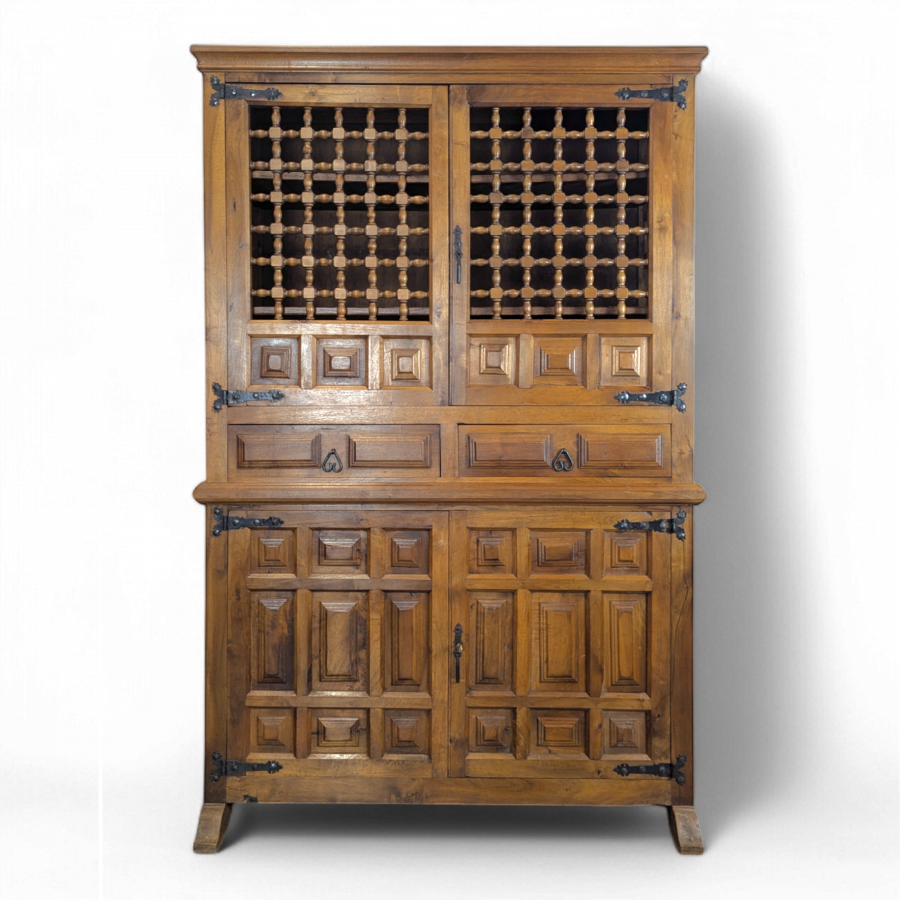 Alacena ou armoire de style Espagnole en Noyer