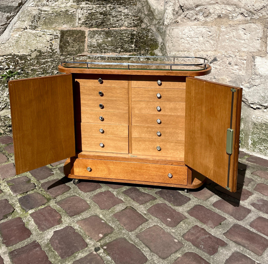 Ménagère époque reconstruction de style Art Déco
