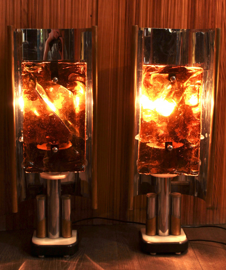 Lampes de créateurs en Chrome, marbre et verre fusionné offertes par Claude Pompidou