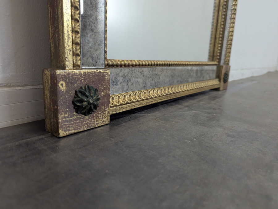 Miroir à parcloses en verre églomisé 20 ème