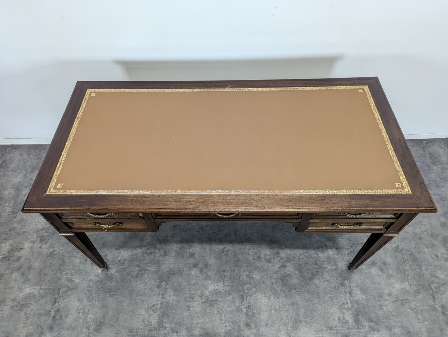 Bureau de style Louis XVI en Acajou