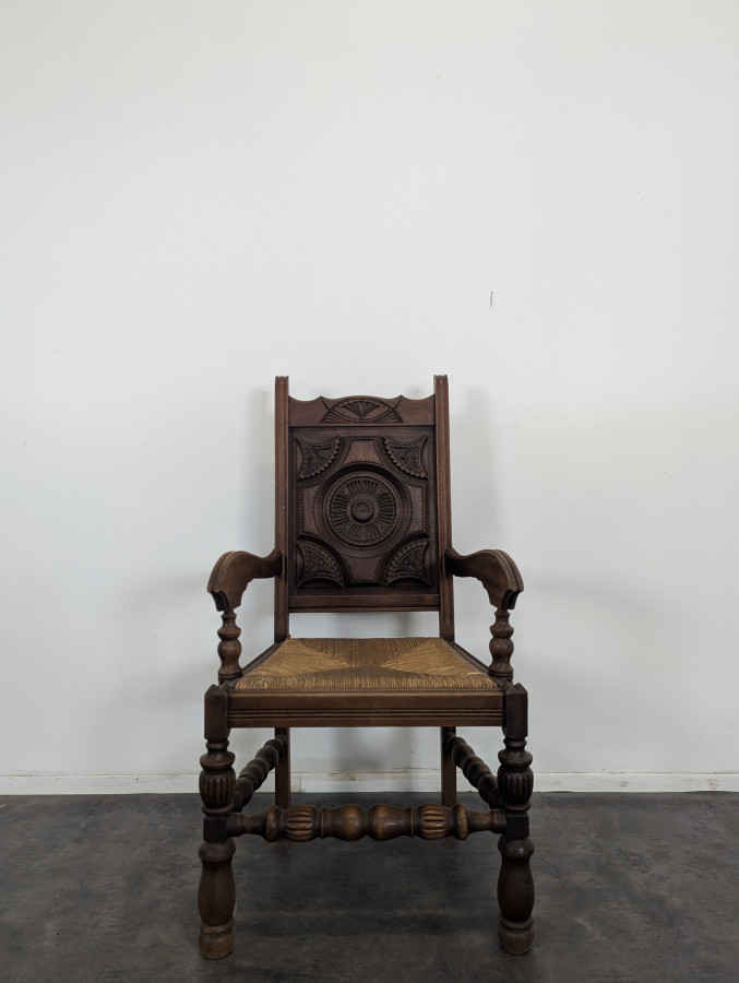 Fauteuil brutaliste DLG Dudouyt en chêne