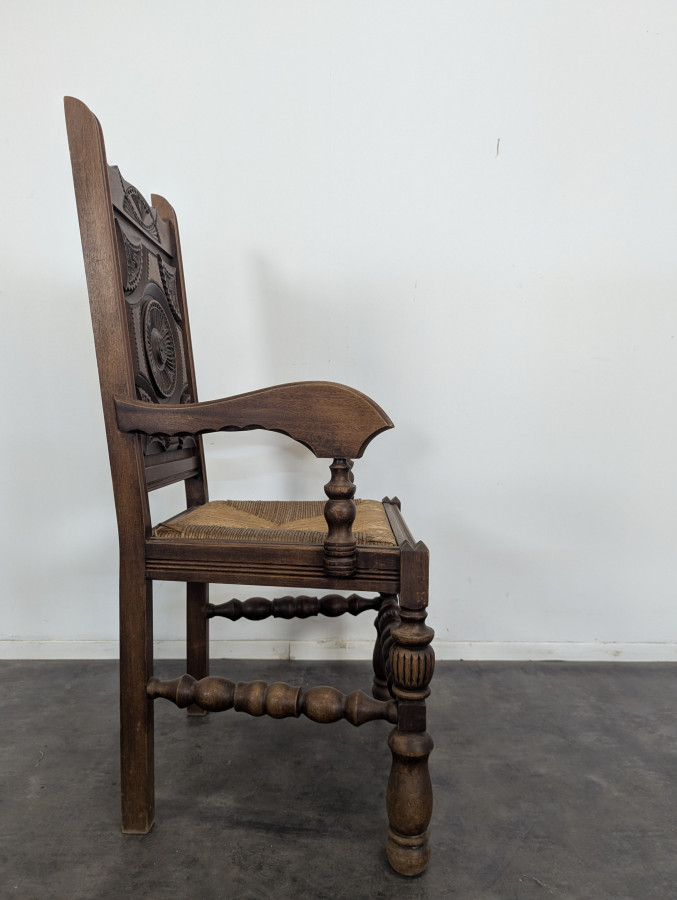 Fauteuil brutaliste DLG Dudouyt en chêne
