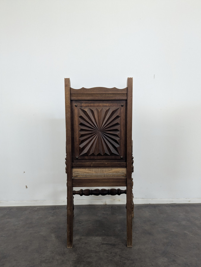 Fauteuil brutaliste DLG Dudouyt en chêne