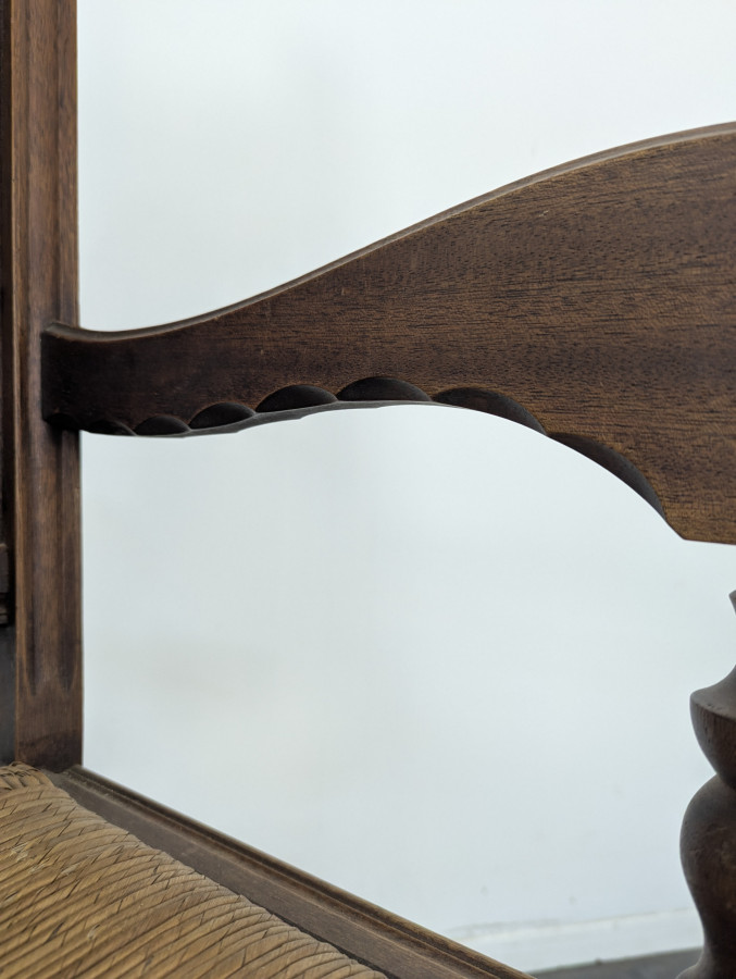 Fauteuil brutaliste DLG Dudouyt en chêne
