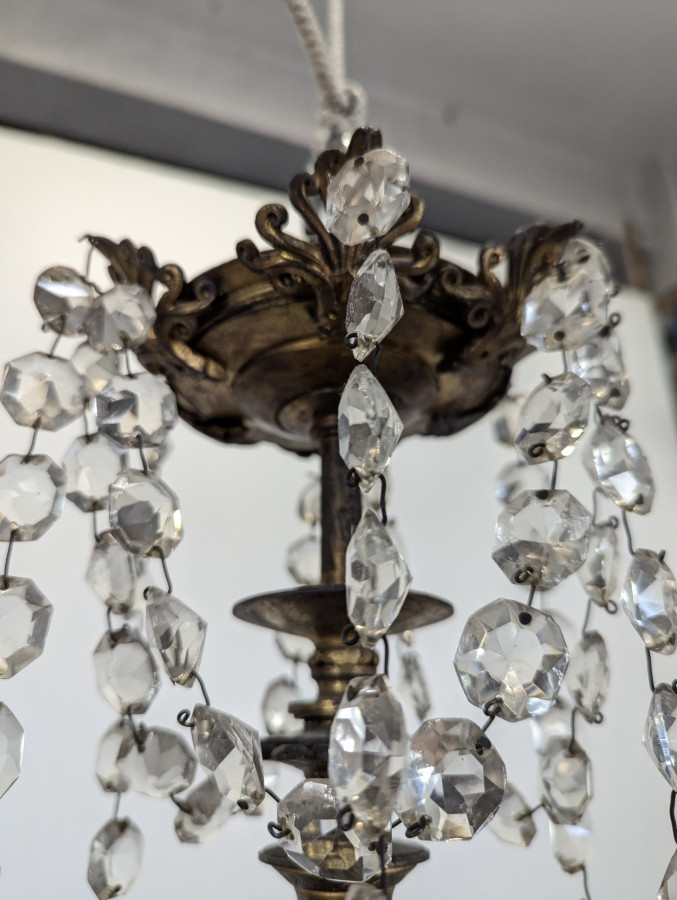 Lustre à pampille en cristal et bronze du XIX ème