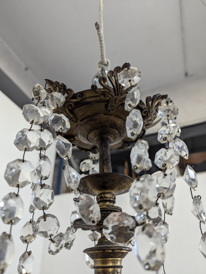 Lustre à pampille en cristal et bronze du XIX ème