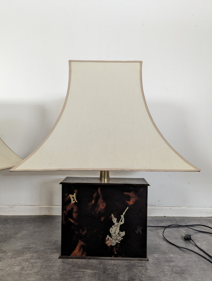 Paire de lampe Japonisantes façon écailles par Eric Maville