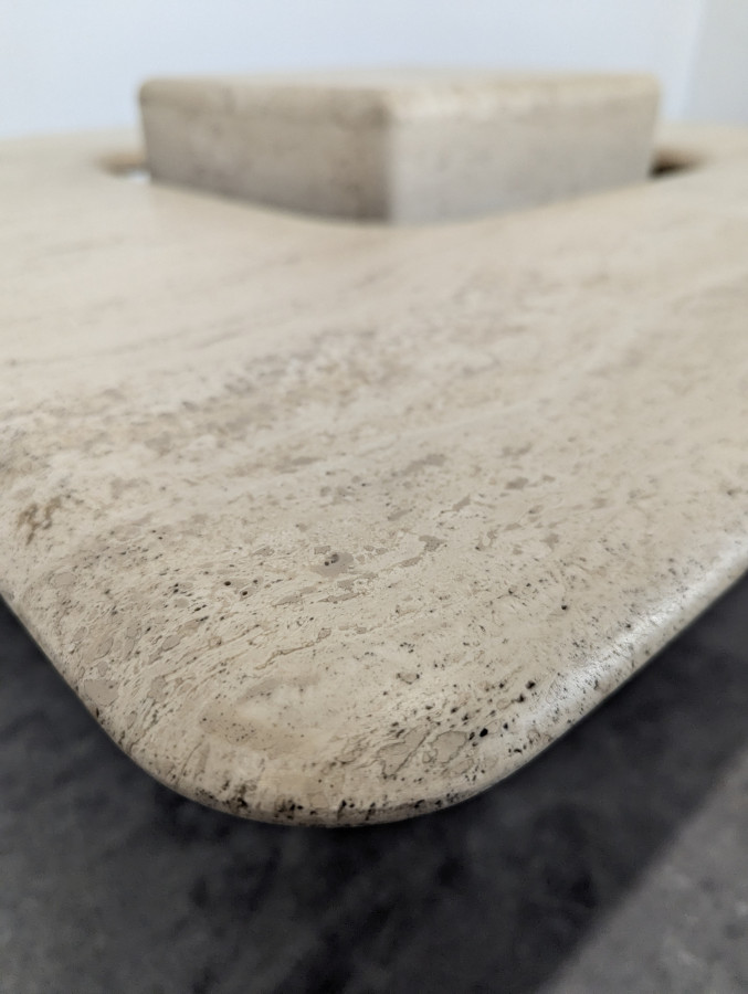 Table basse en travertin et verre Design Italien