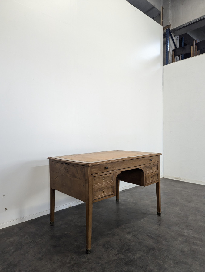 Bureau de style Directoire en Acajou blond
