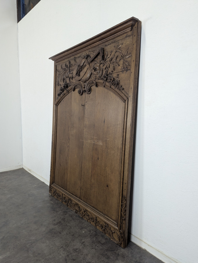 Boiserie en chêne massif aux allégories des Arts