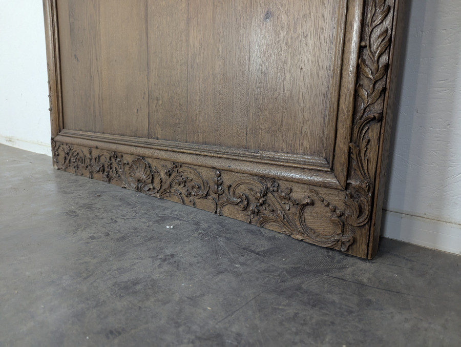 Boiserie en chêne massif aux allégories des Arts