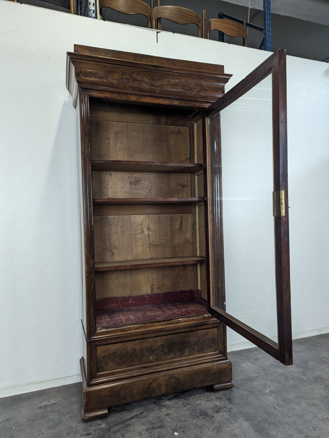 Vitrine de style Louyis Philippe en Acajou
