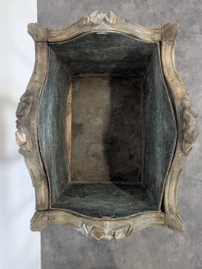 Jardinière réchampie de style Louis XV