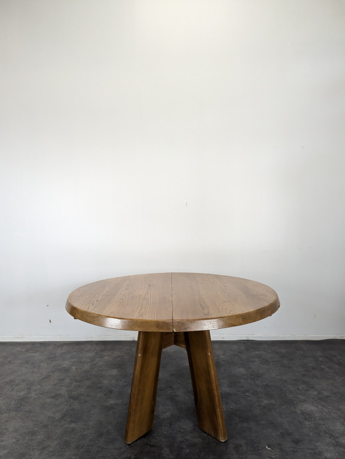 Table ronde en orme massif Seltz