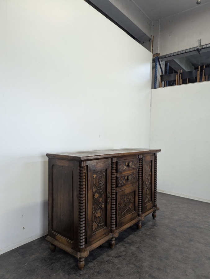 Enfilade brutaliste DLG Dudouyt