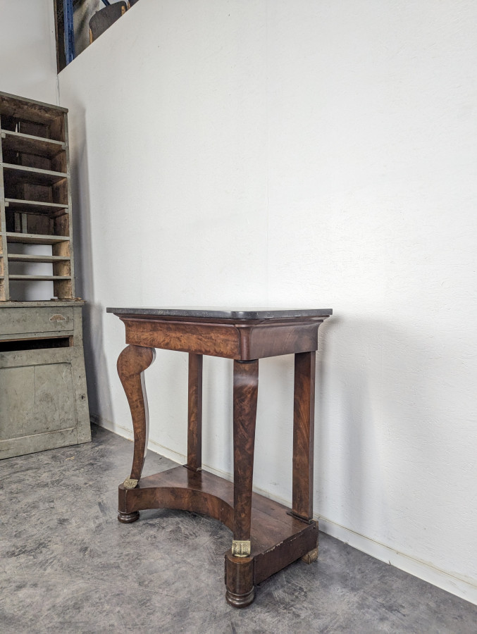 Console de style Louis Philippe en Acajou flammé