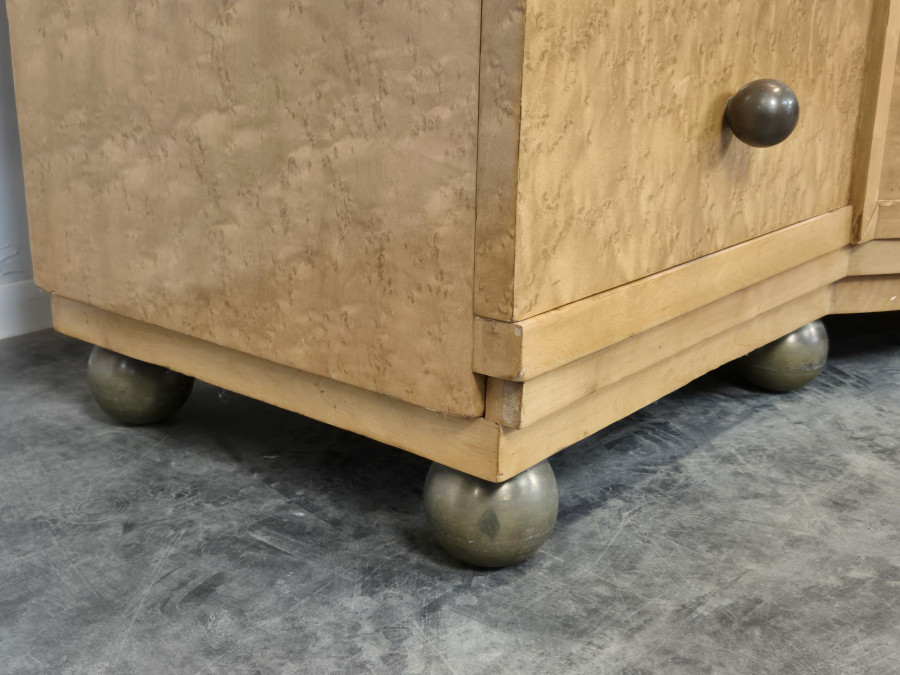 Meuble de rangement en loupe d'amboine